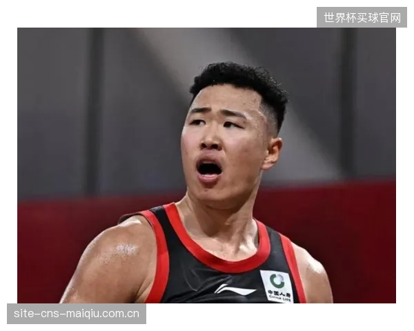 核心球员的俱乐部前景可能影响其国家队心态，更衣室需要强大的领导力来排除干扰。
